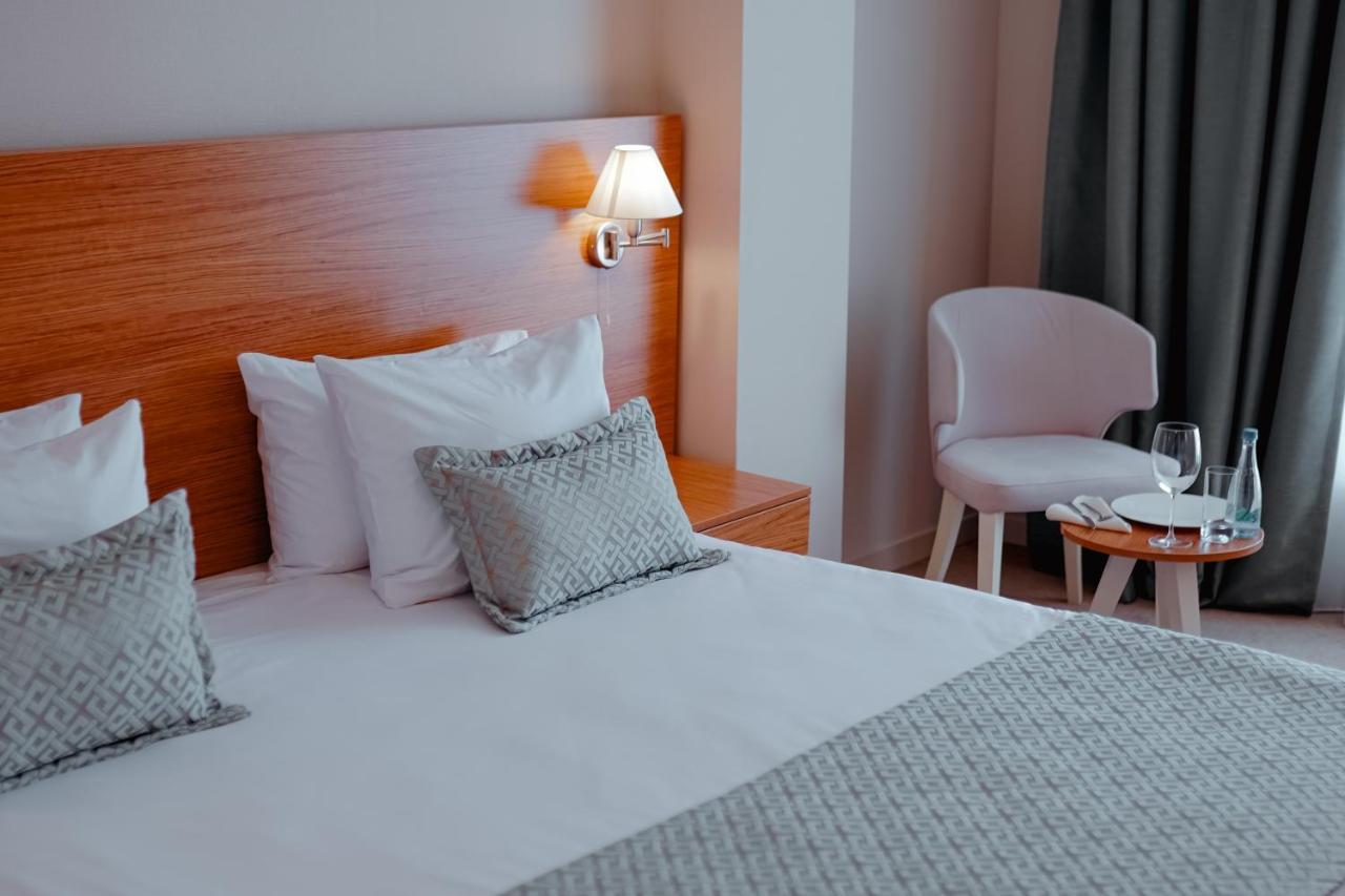 Khazar Inji Hotel Buzovna Buitenkant foto