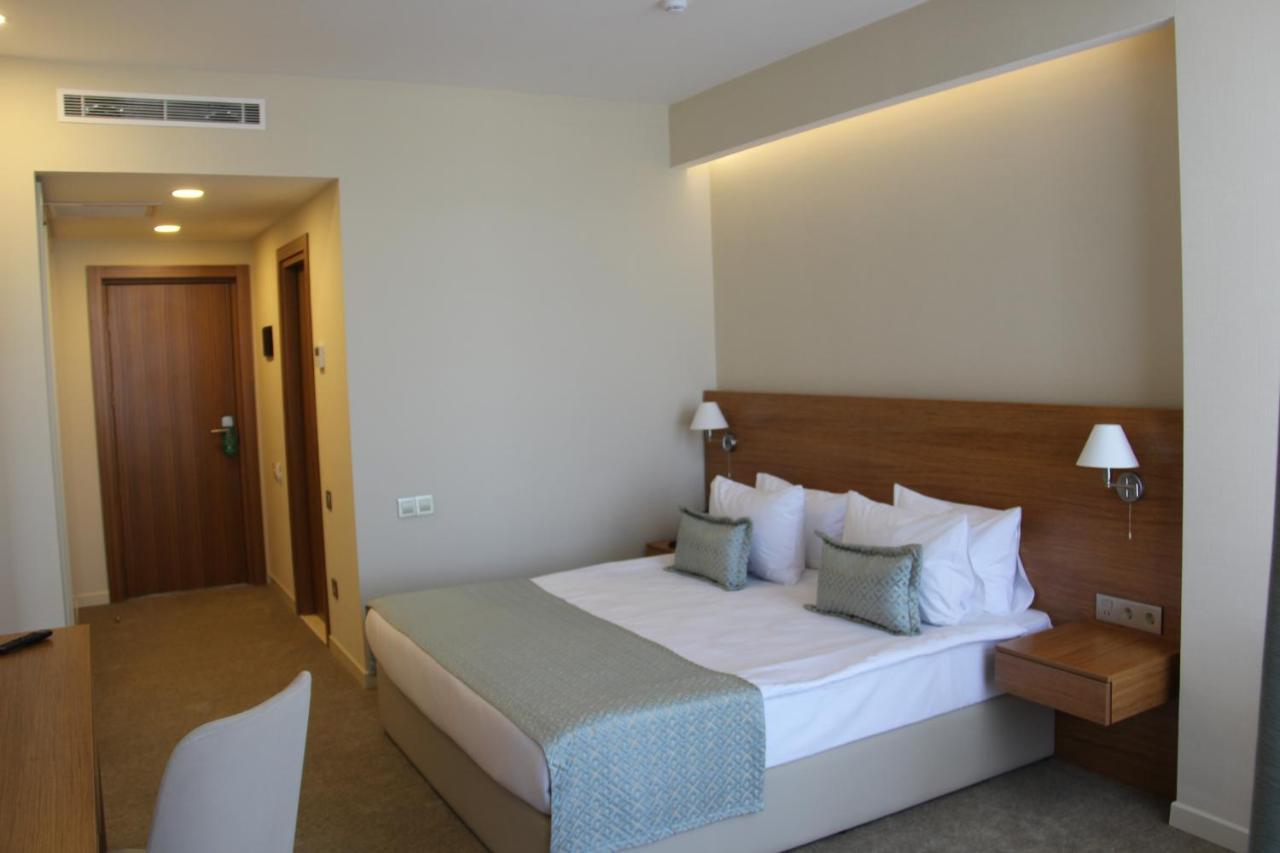Khazar Inji Hotel Buzovna Buitenkant foto