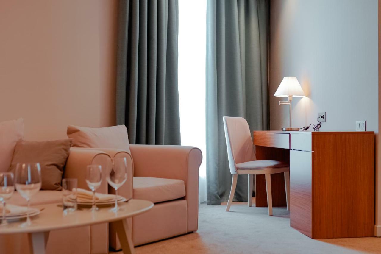 Khazar Inji Hotel Buzovna Buitenkant foto